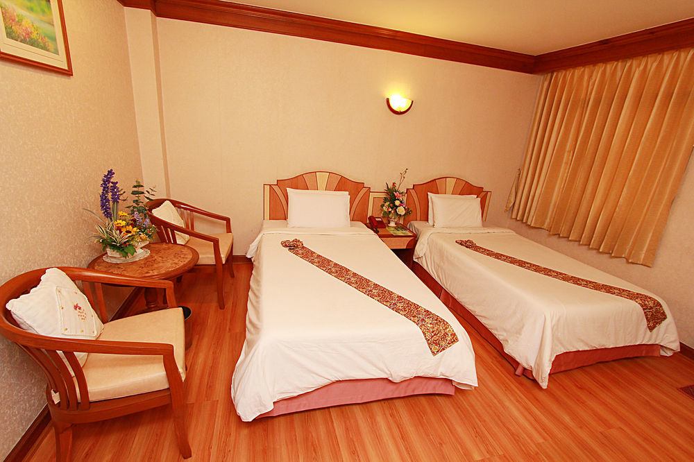 Sakol Hotel Hat Yai Exteriör bild